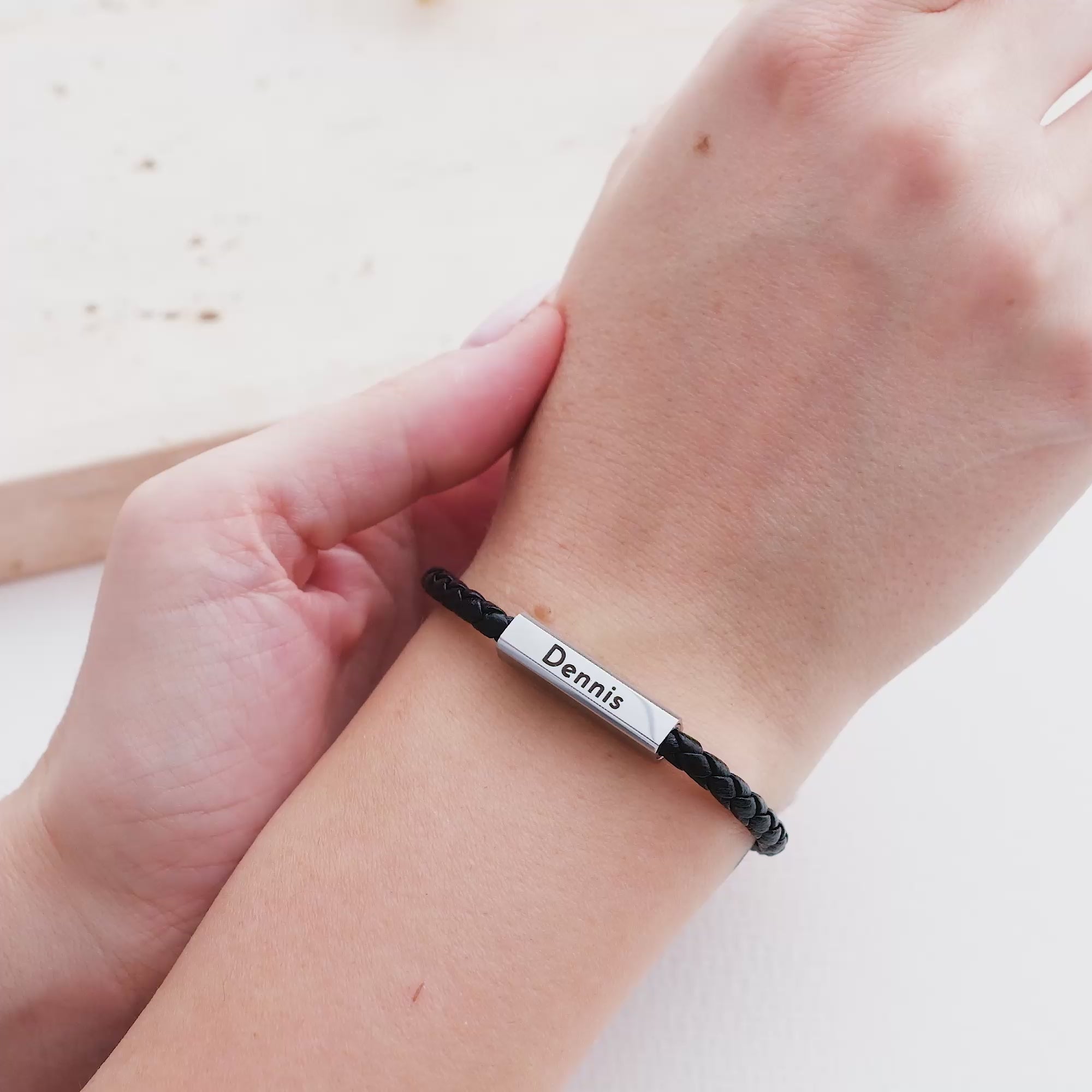 Schwarz Rose Magnetische Partnerarmbänder mit Gravur