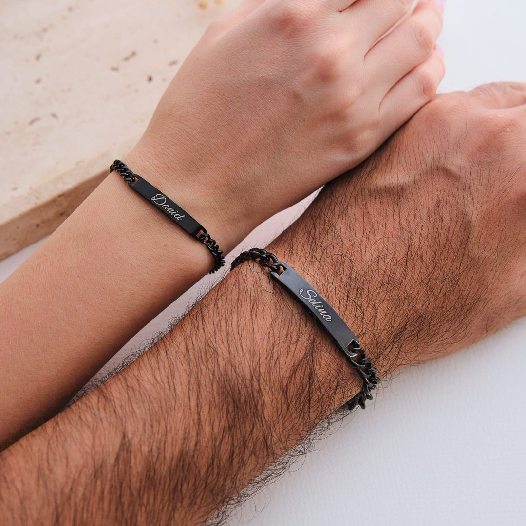 Schwarz Partnerarmband mit Gravur #2