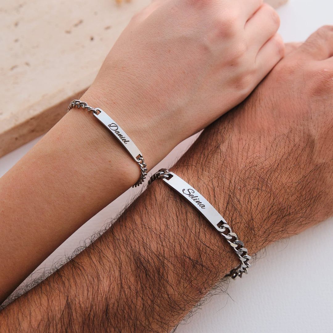 JewelryWe Partnerarmband – Edelstahl, Bicolor (schwarz/silber), Mit Herz-Anhänger & Zirkonia, Gravierbar Für Paare
